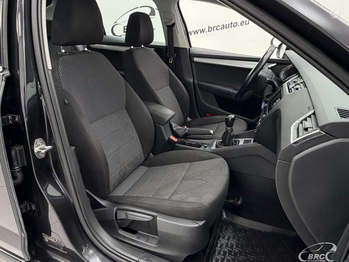 Skoda Octavia, 1.6 l., Хэтчбек