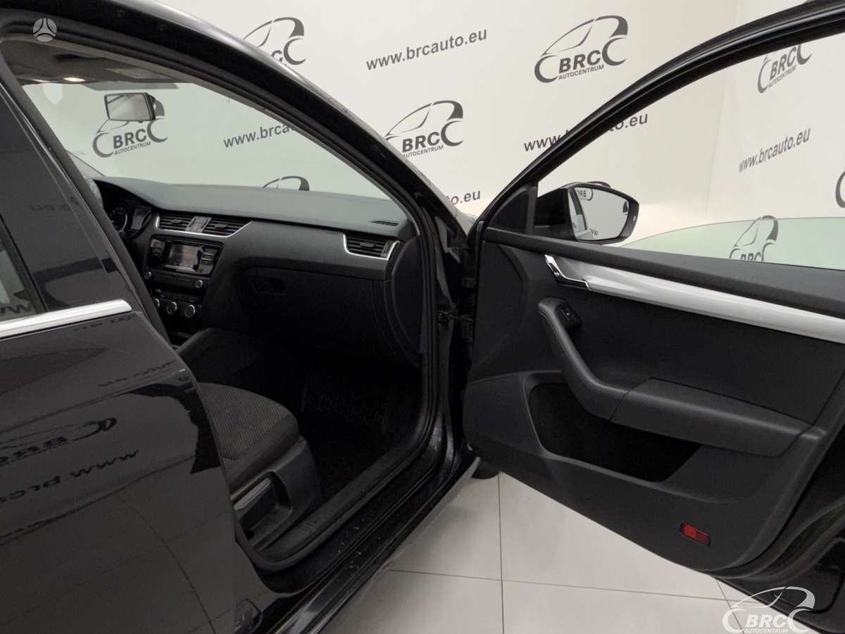 Skoda Octavia, 1.6 l., Хэтчбек