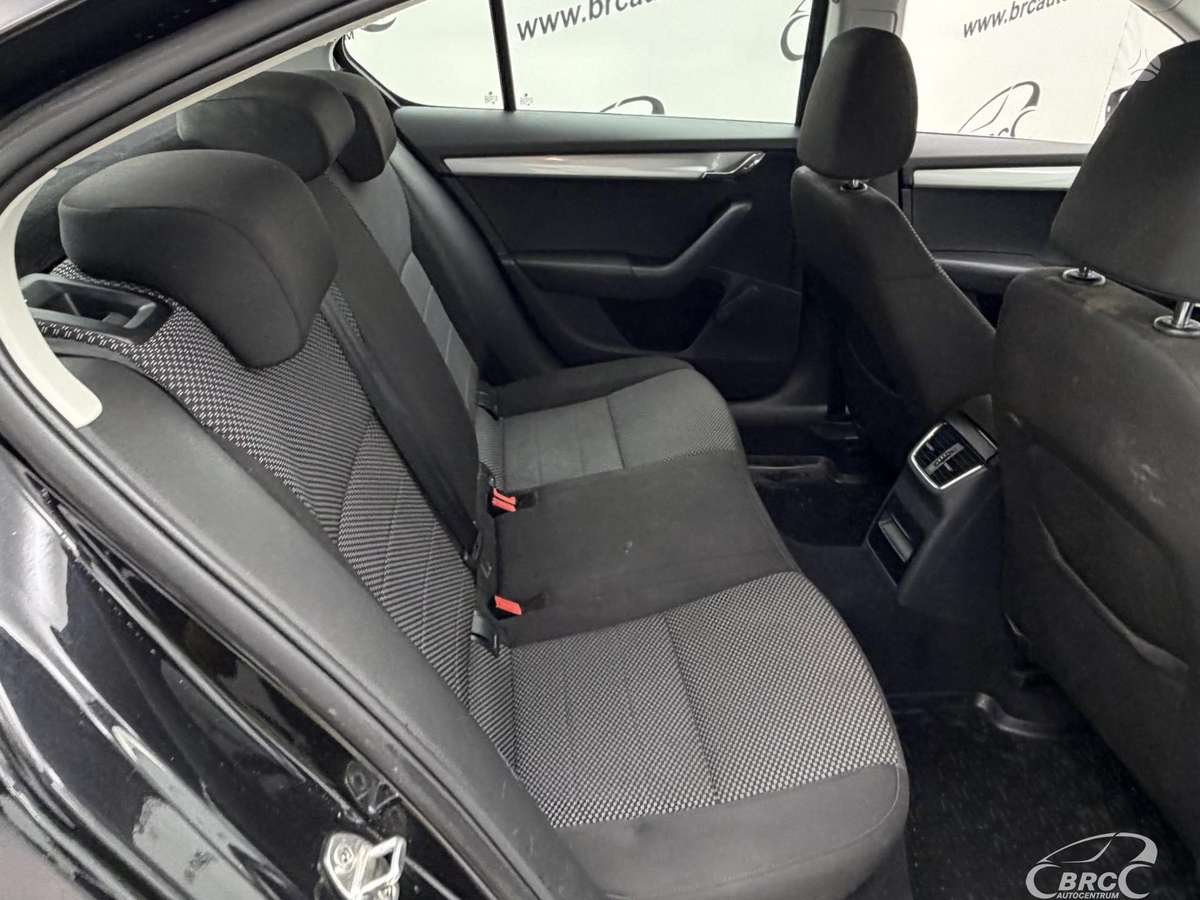 Skoda Octavia, 1.6 l., Хэтчбек