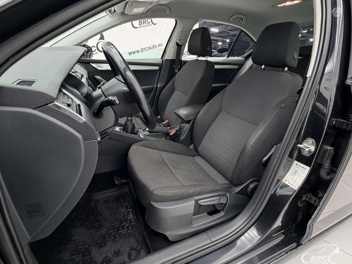 Skoda Octavia, 1.6 l., Хэтчбек