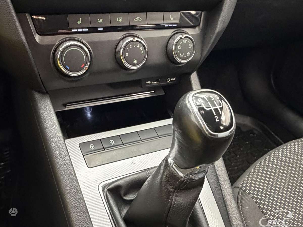 Skoda Octavia, 1.6 l., Хэтчбек