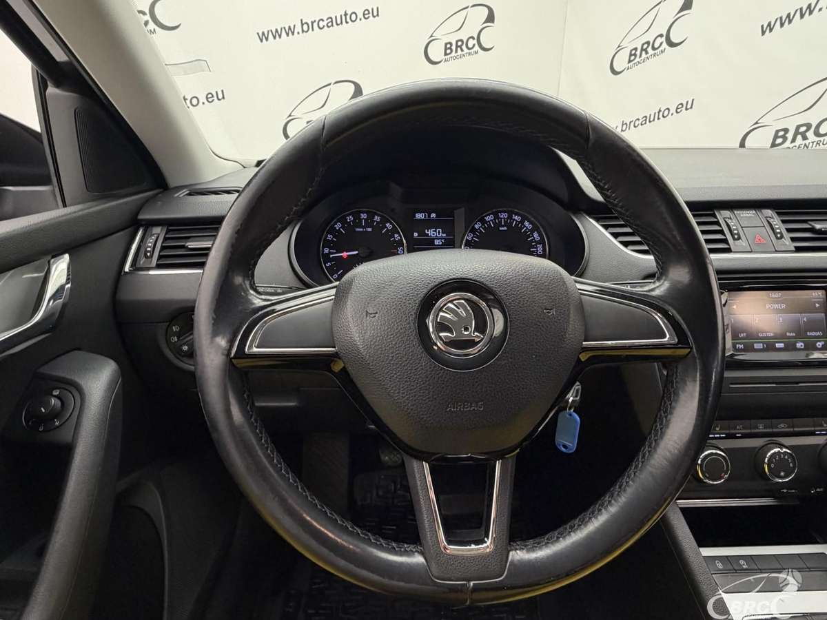 Skoda Octavia, 1.6 l., Хэтчбек