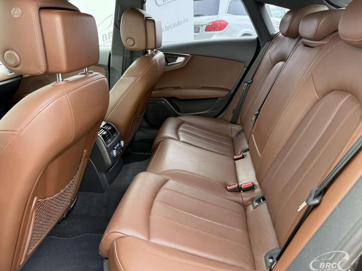 Audi A7, 3.0 l., hatchback