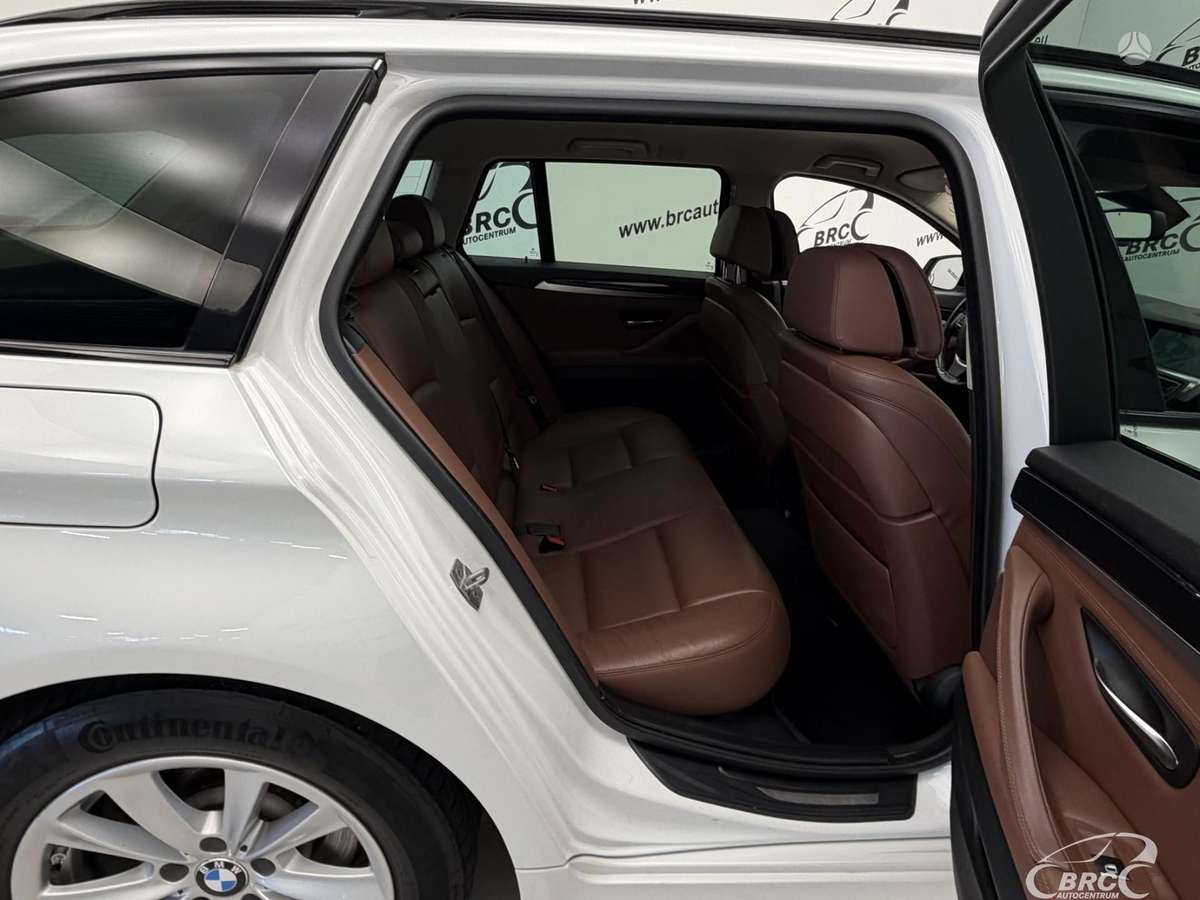 BMW 520, 2.0 l., wagon
