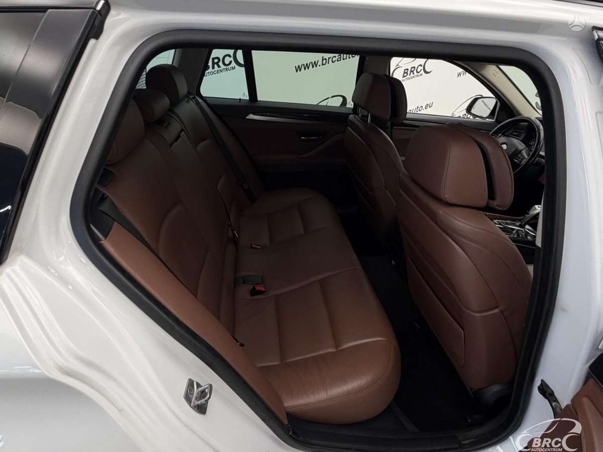 BMW 520, 2.0 l., wagon