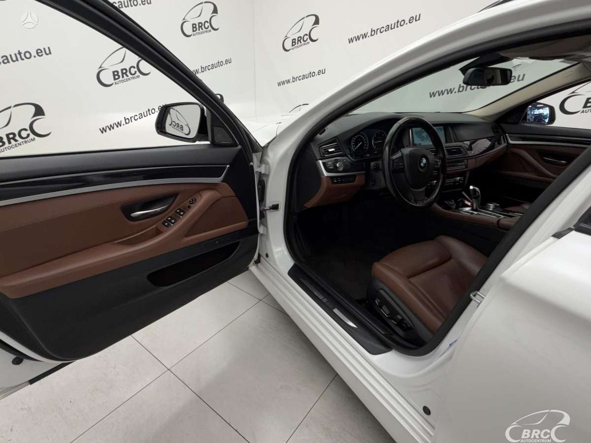BMW 520, 2.0 l., wagon