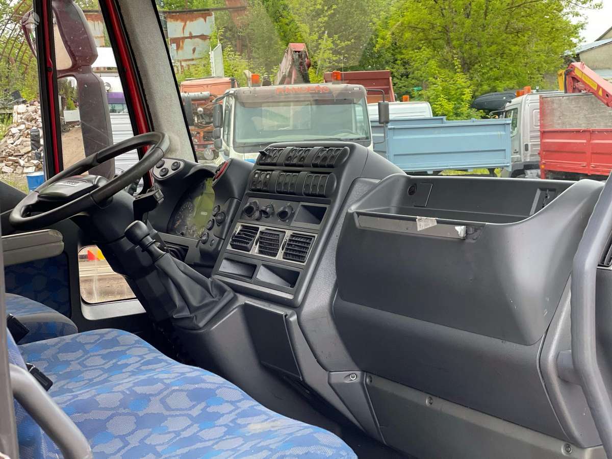 Iveco EUROCARGO, самосвалы с краном