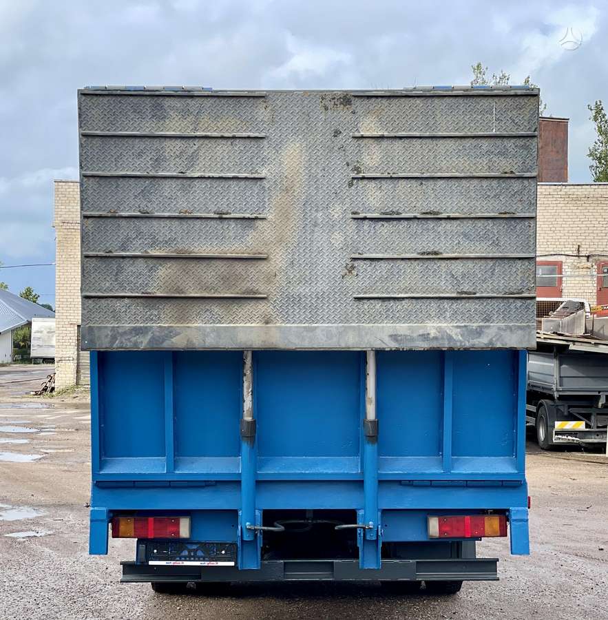 DAF CF, platformos