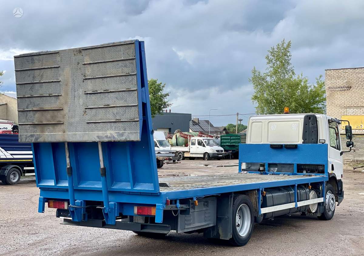DAF CF, platformos