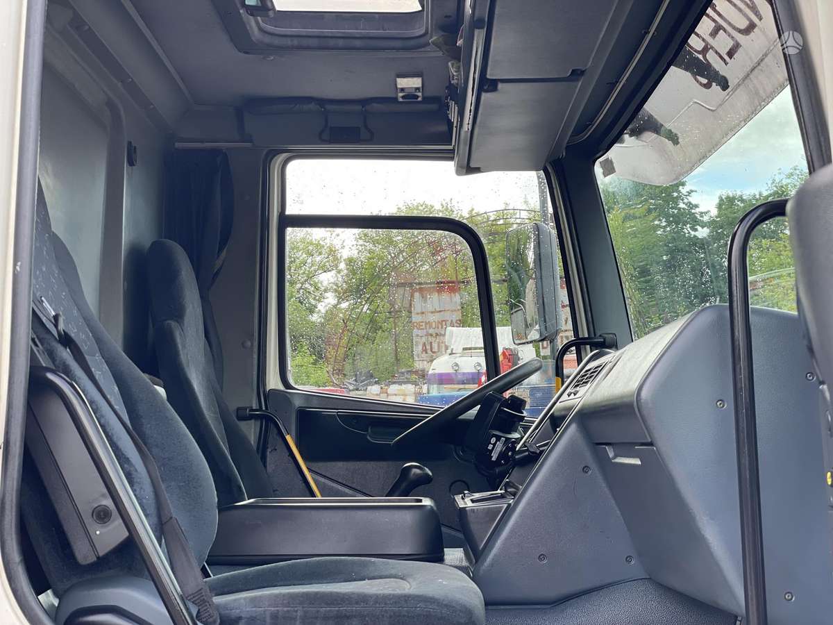 DAF CF, platformos