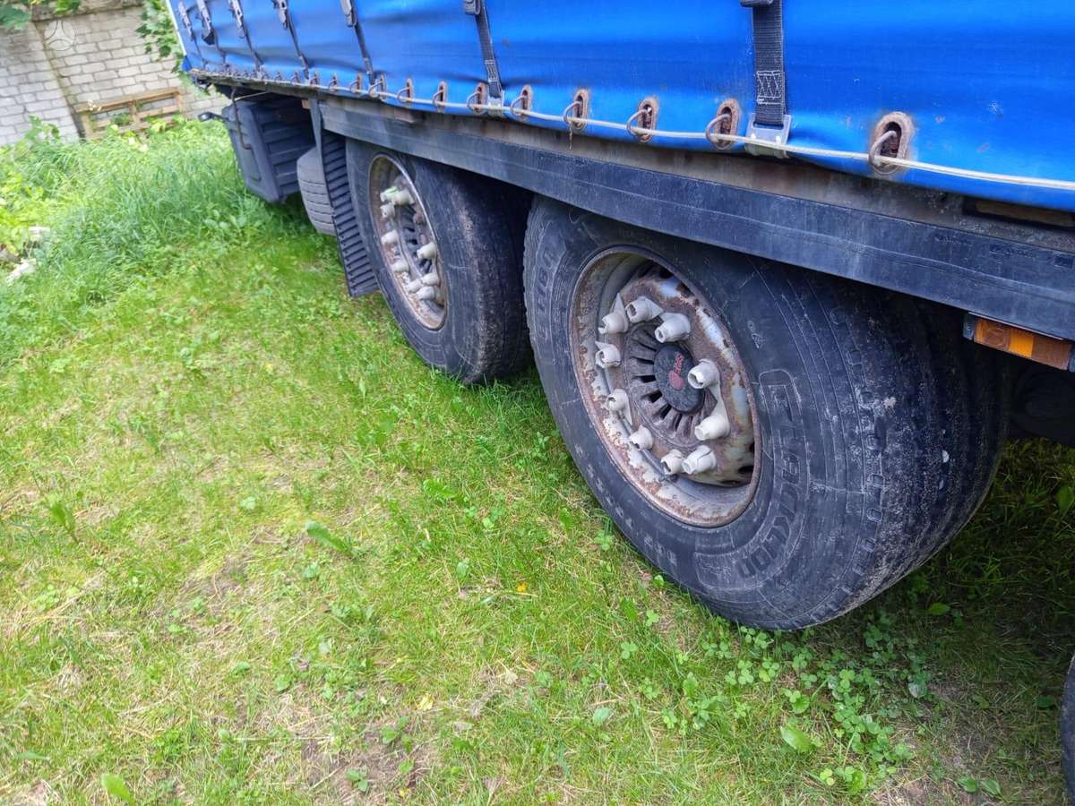 Krone SD, užuolaidinės / tentinės