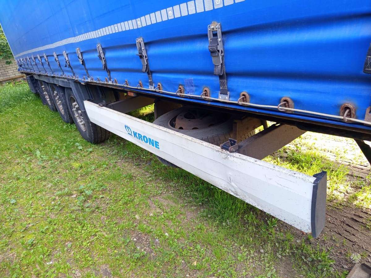 Krone SD, užuolaidinės / tentinės