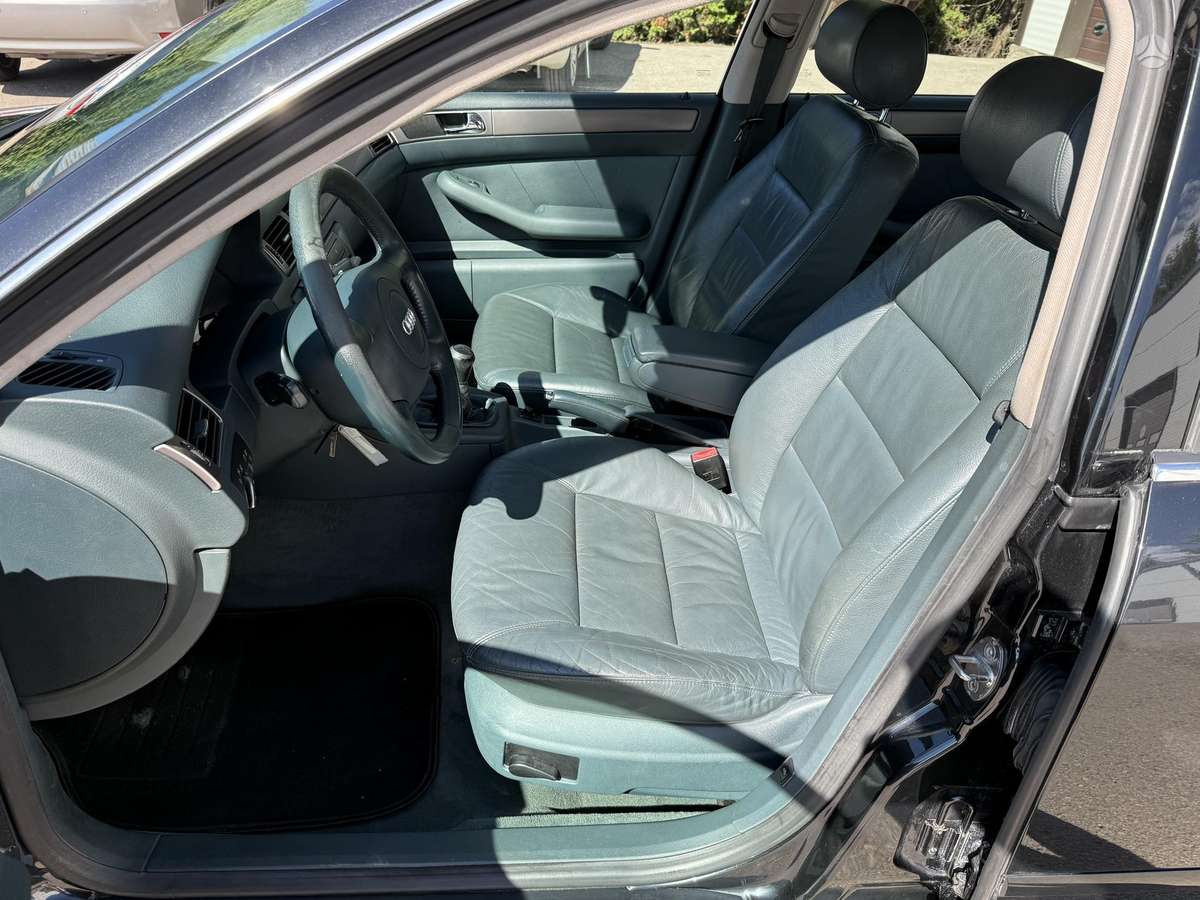 Audi A6, 1.9 l., Седан