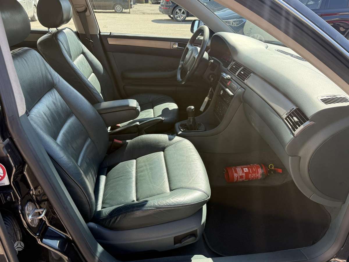 Audi A6, 1.9 l., Седан