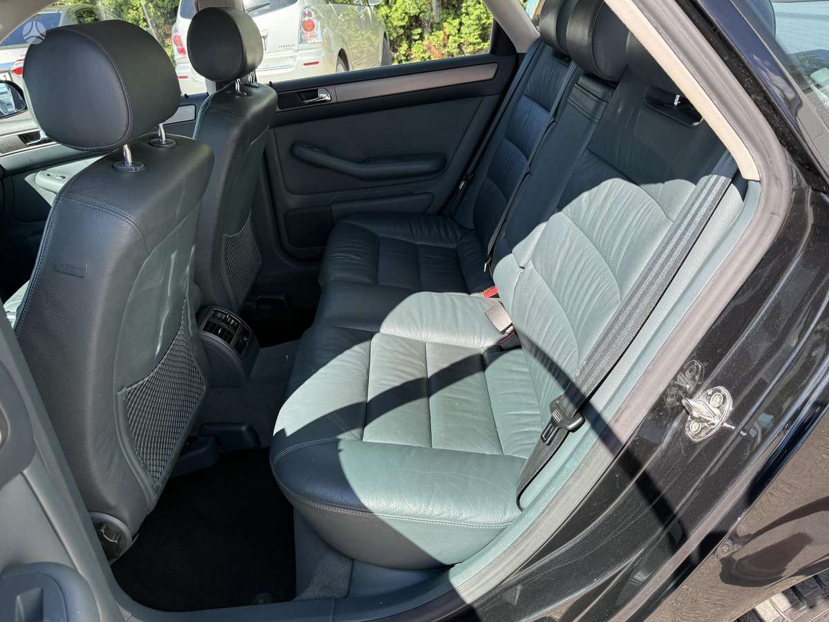 Audi A6, 1.9 l., Седан
