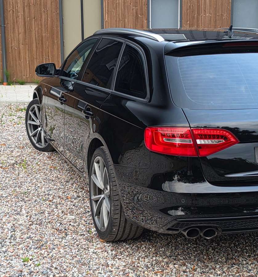 Audi A4, 2.0 l., universalas