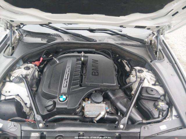BMW 535, Седан