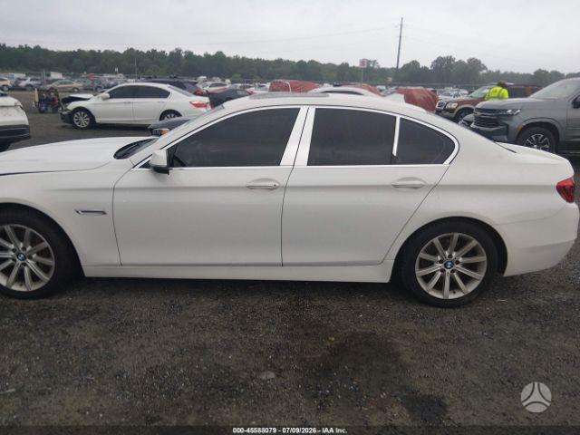 BMW 535, Седан