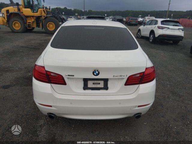 BMW 535, Седан