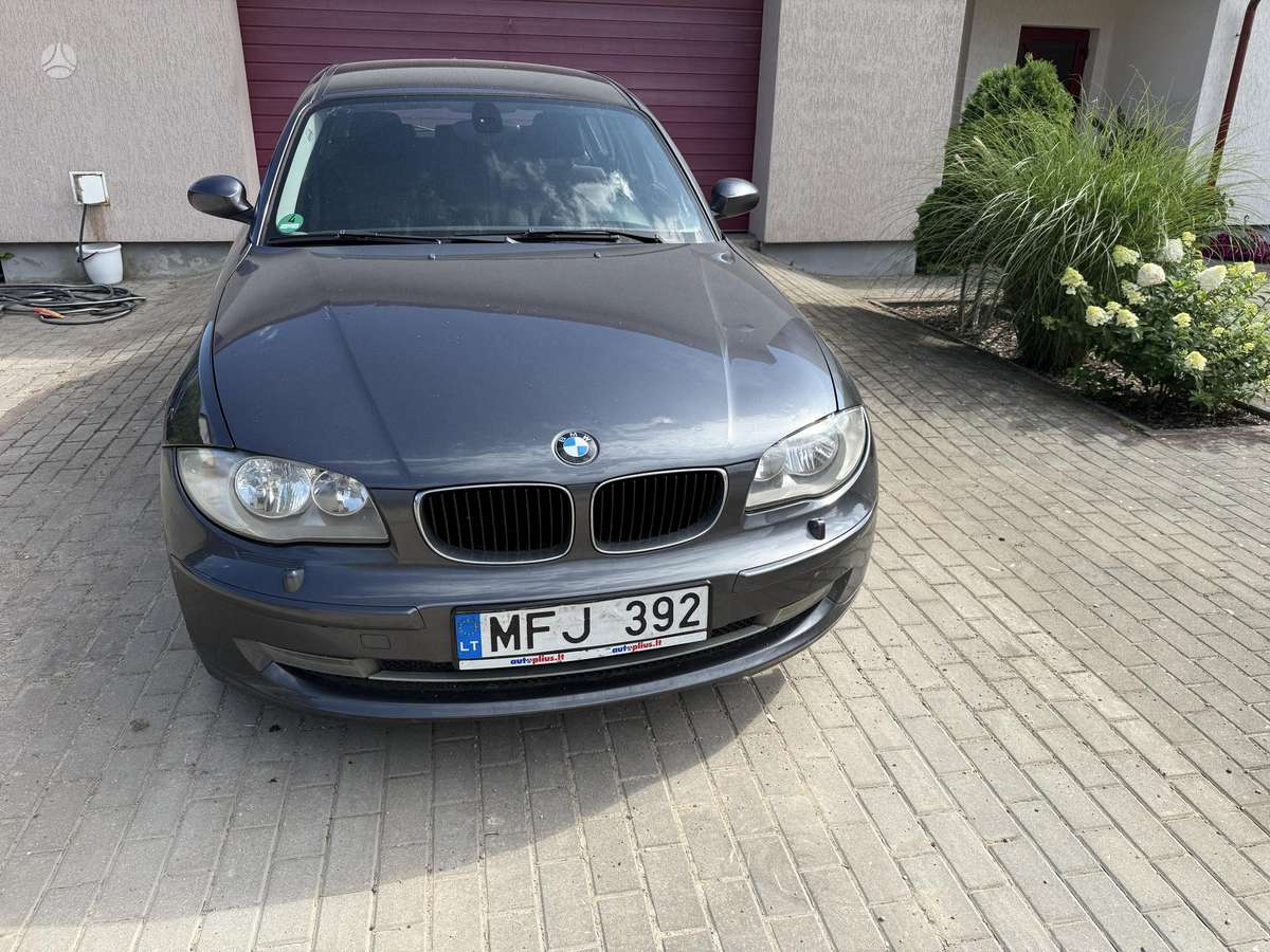 BMW 118, 2.0 l., hatchback
