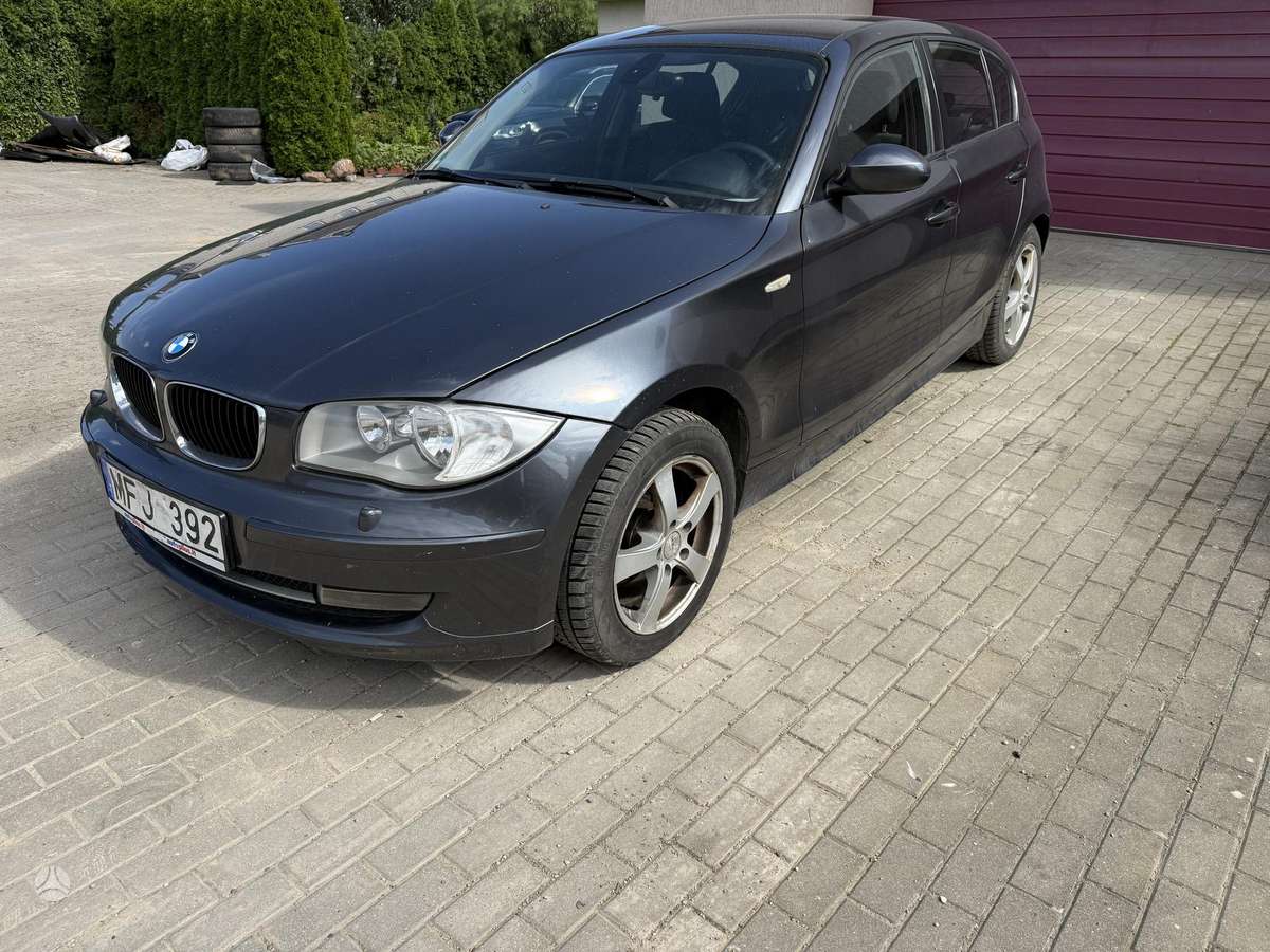 BMW 118, 2.0 l., hatchback