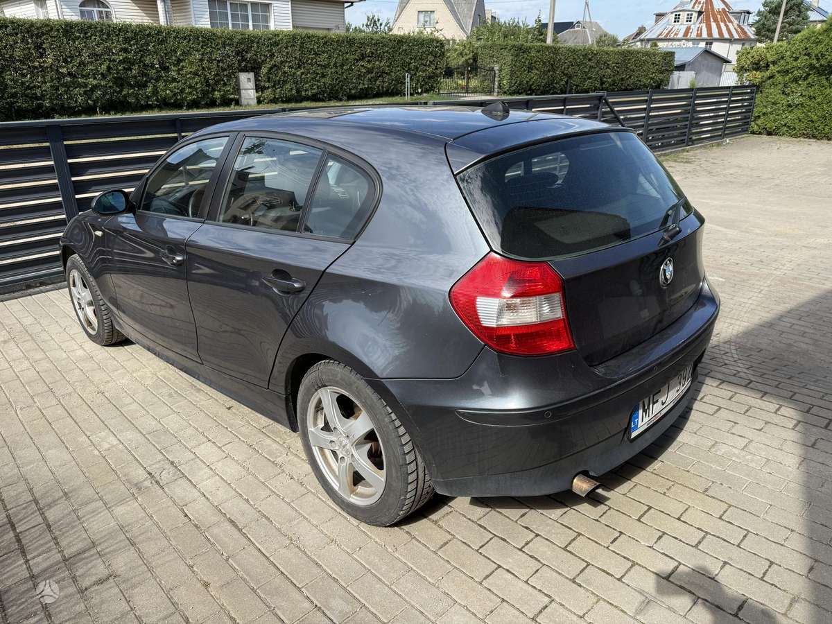 BMW 118, 2.0 l., hatchback