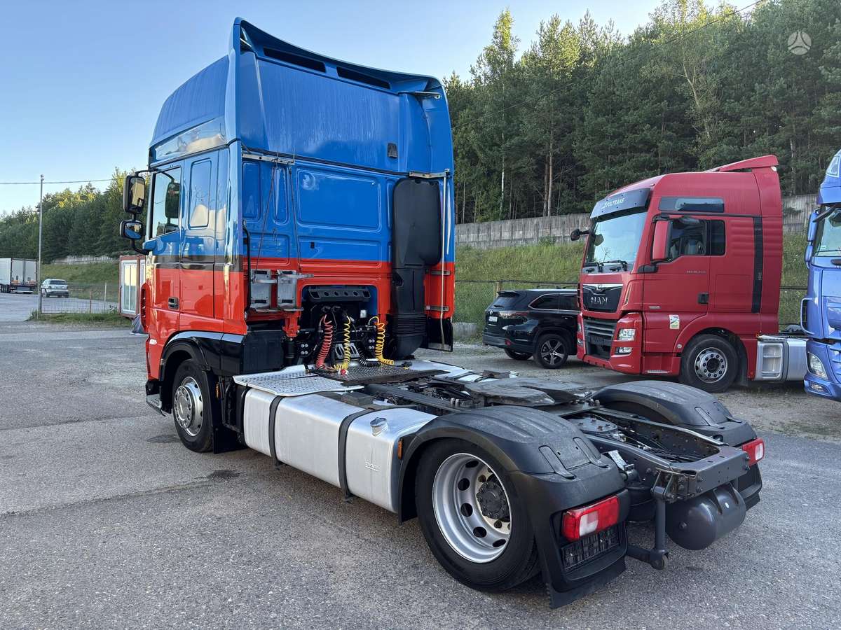 DAF XF 106 MEGA, 2 miegamosios vietos
