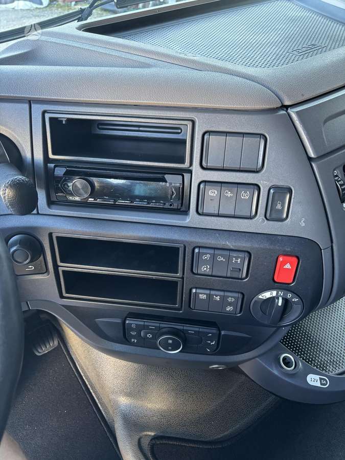 DAF XF 106 MEGA, 2 спальных места