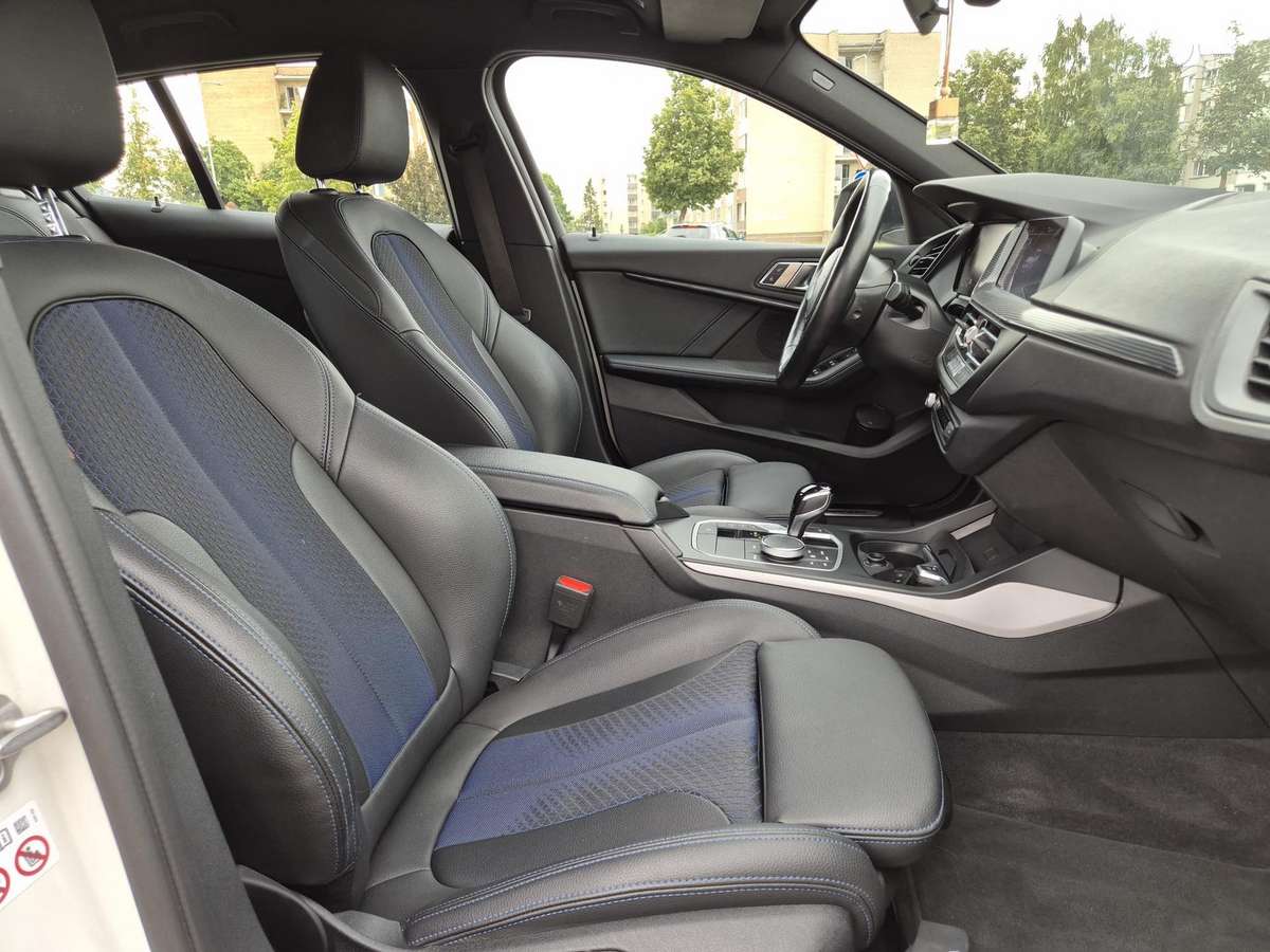 BMW 116, 1.5 l., hatchback