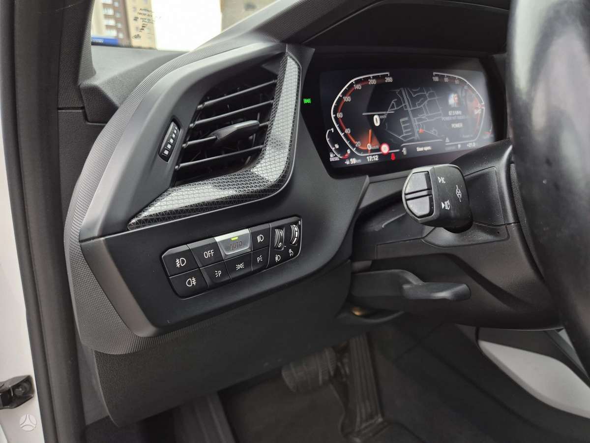 BMW 116, 1.5 l., hatchback