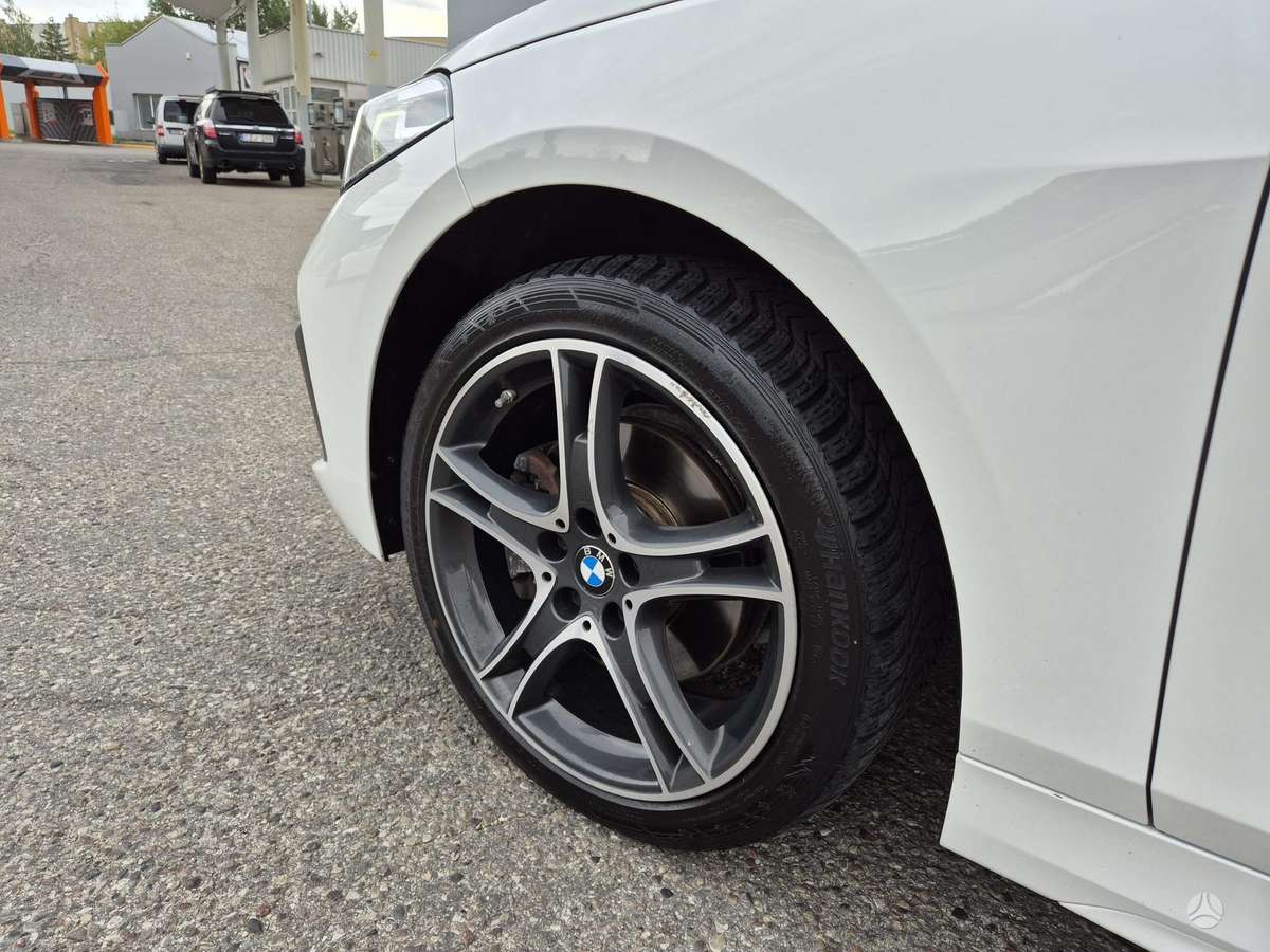 BMW 116, 1.5 l., hatchback