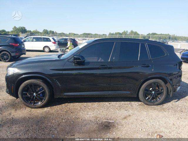 BMW X3, off-road / crossover