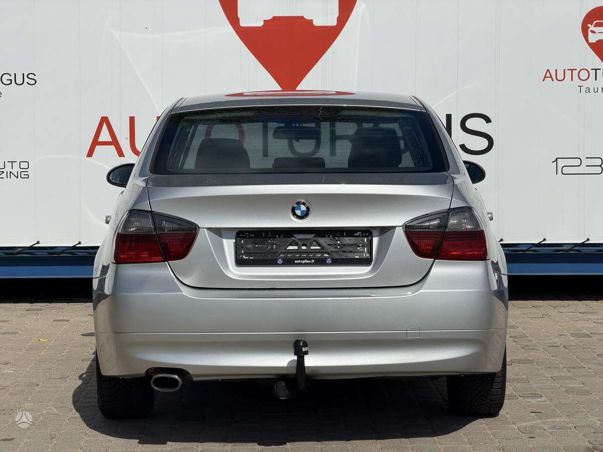 BMW 320, 2.0 l., Седан