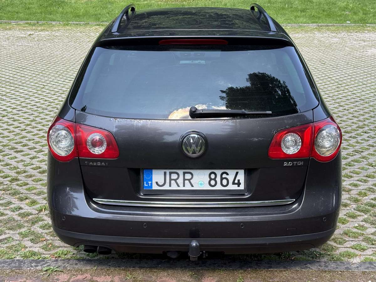 Volkswagen Passat - 5