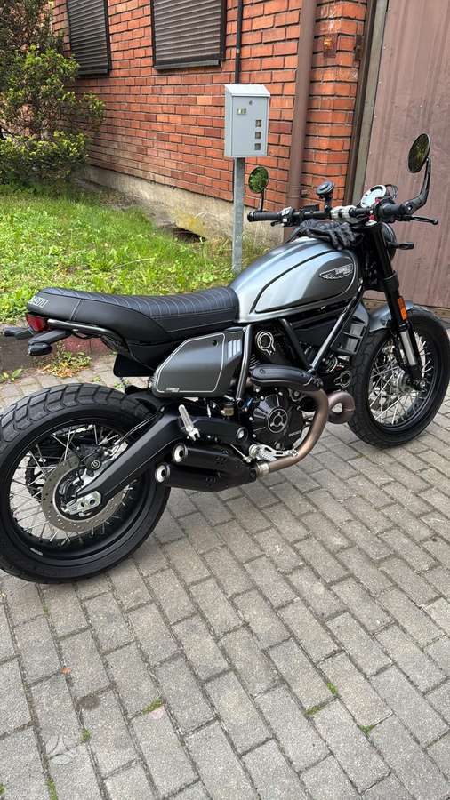 Ducati Scrambler 803cc, street / classic
