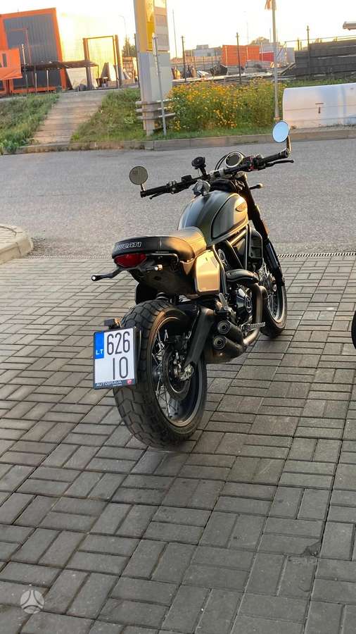 Ducati Scrambler 803cc, street / classic