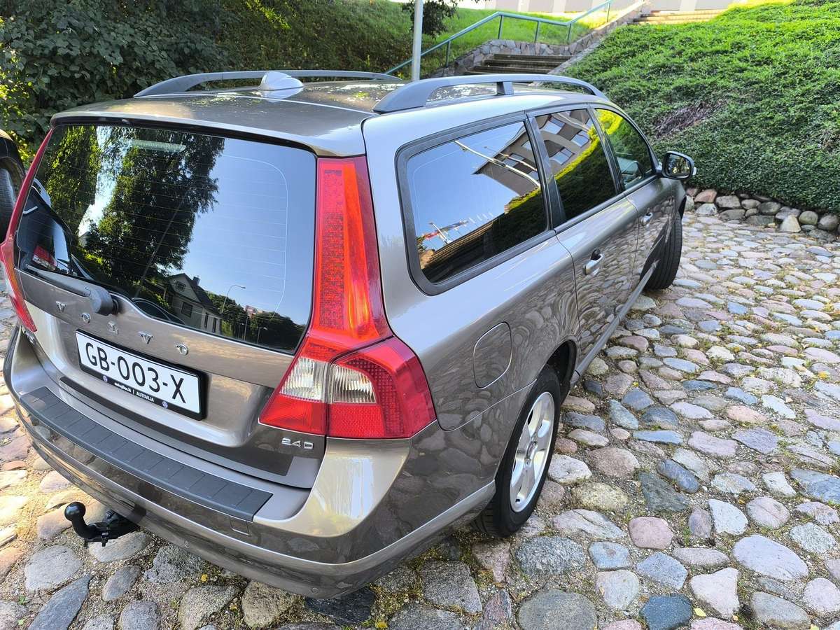 Volvo V70, 2.4 l., Универсал