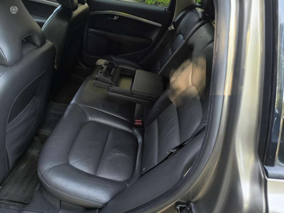 Volvo V70, 2.4 l., Универсал