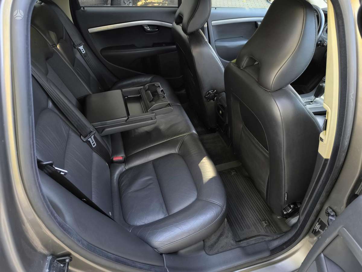 Volvo V70, 2.4 l., Универсал