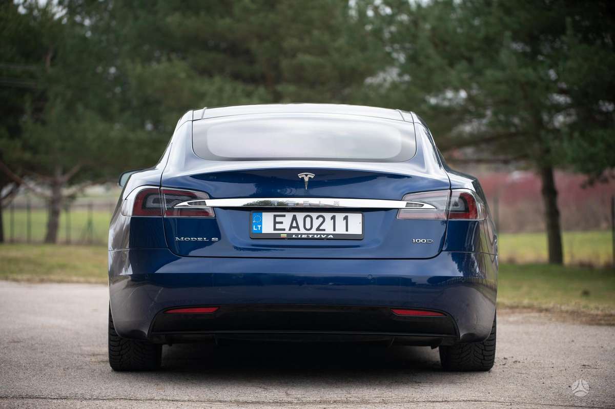 Tesla Model S, 100 kWh, hečbekas