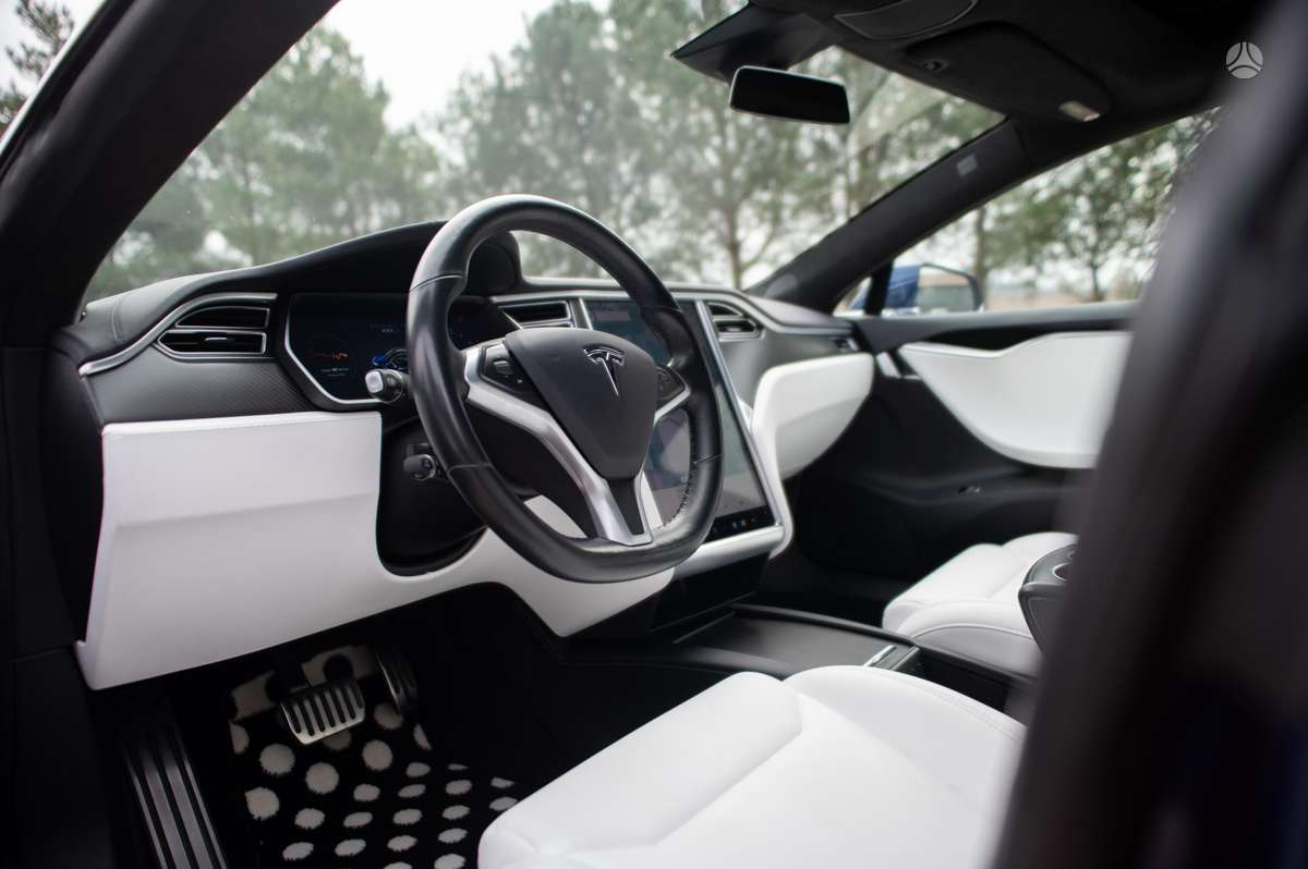 Tesla Model S, 100 kWh, hečbekas