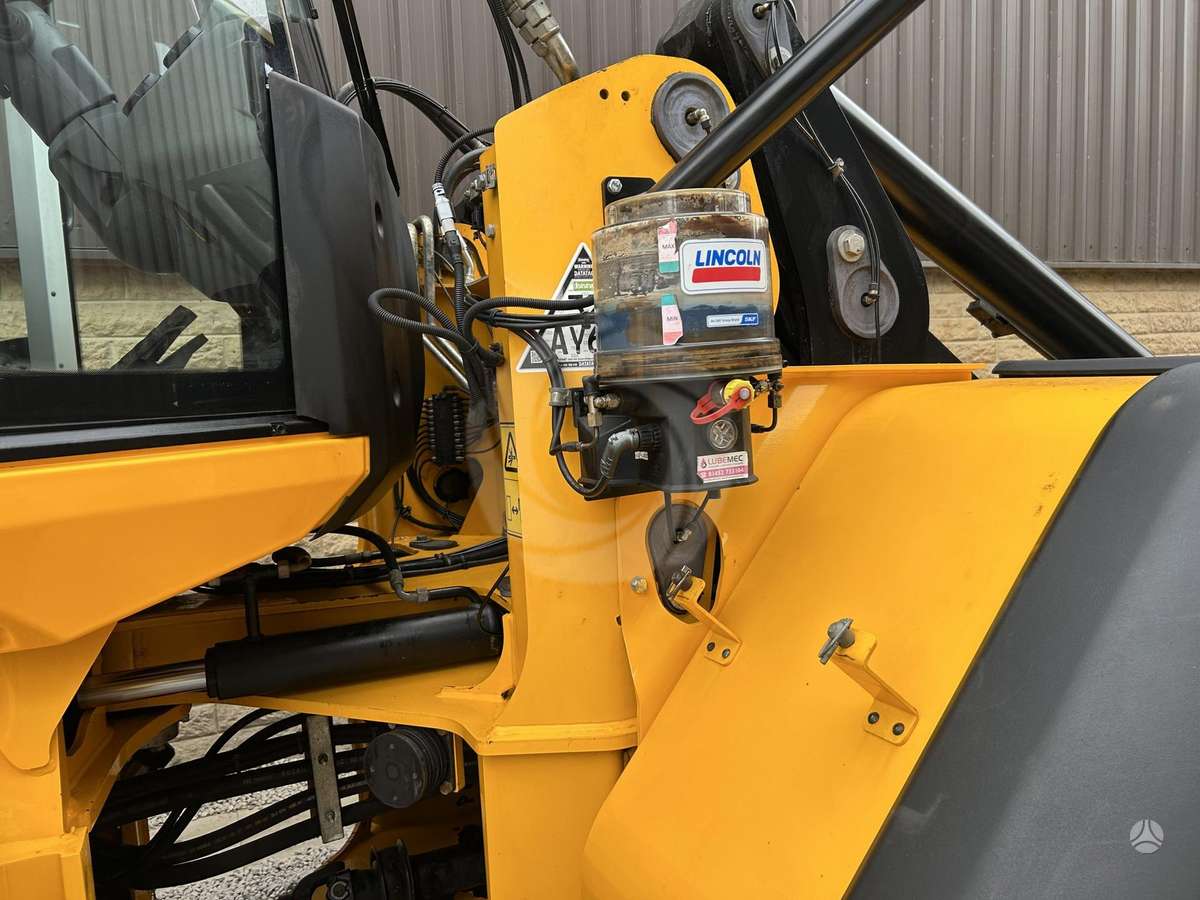 JCB 435S, savaeigiai krautuvai