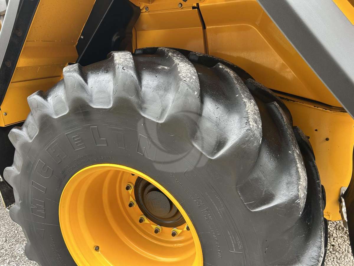 JCB 435S, самоходные погрузчики