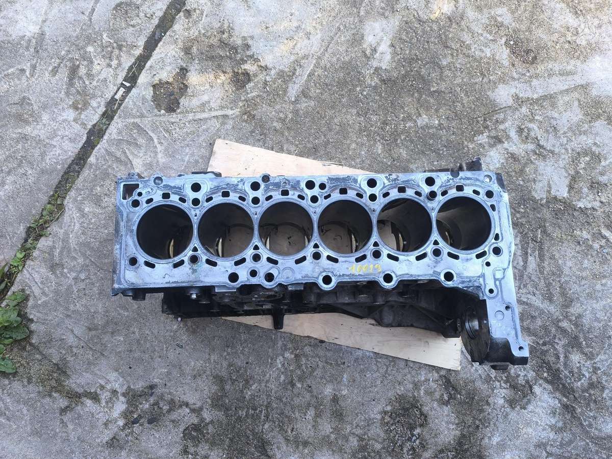 BMW X5, N57B30B Blokas F15