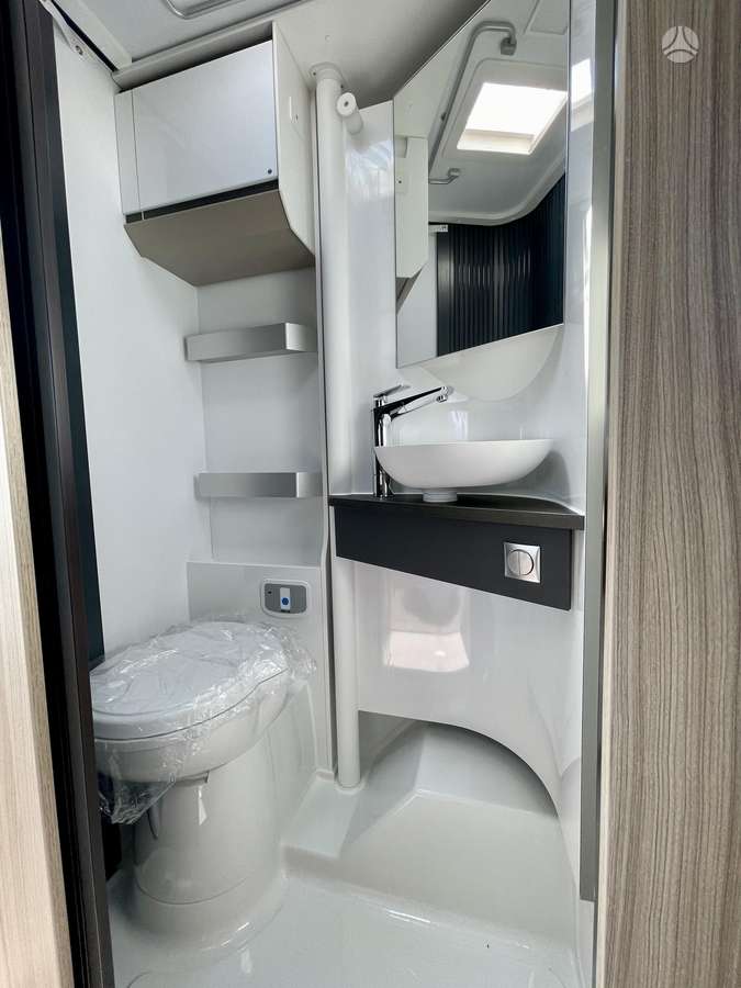 Adria Compact Supreme DL, campers