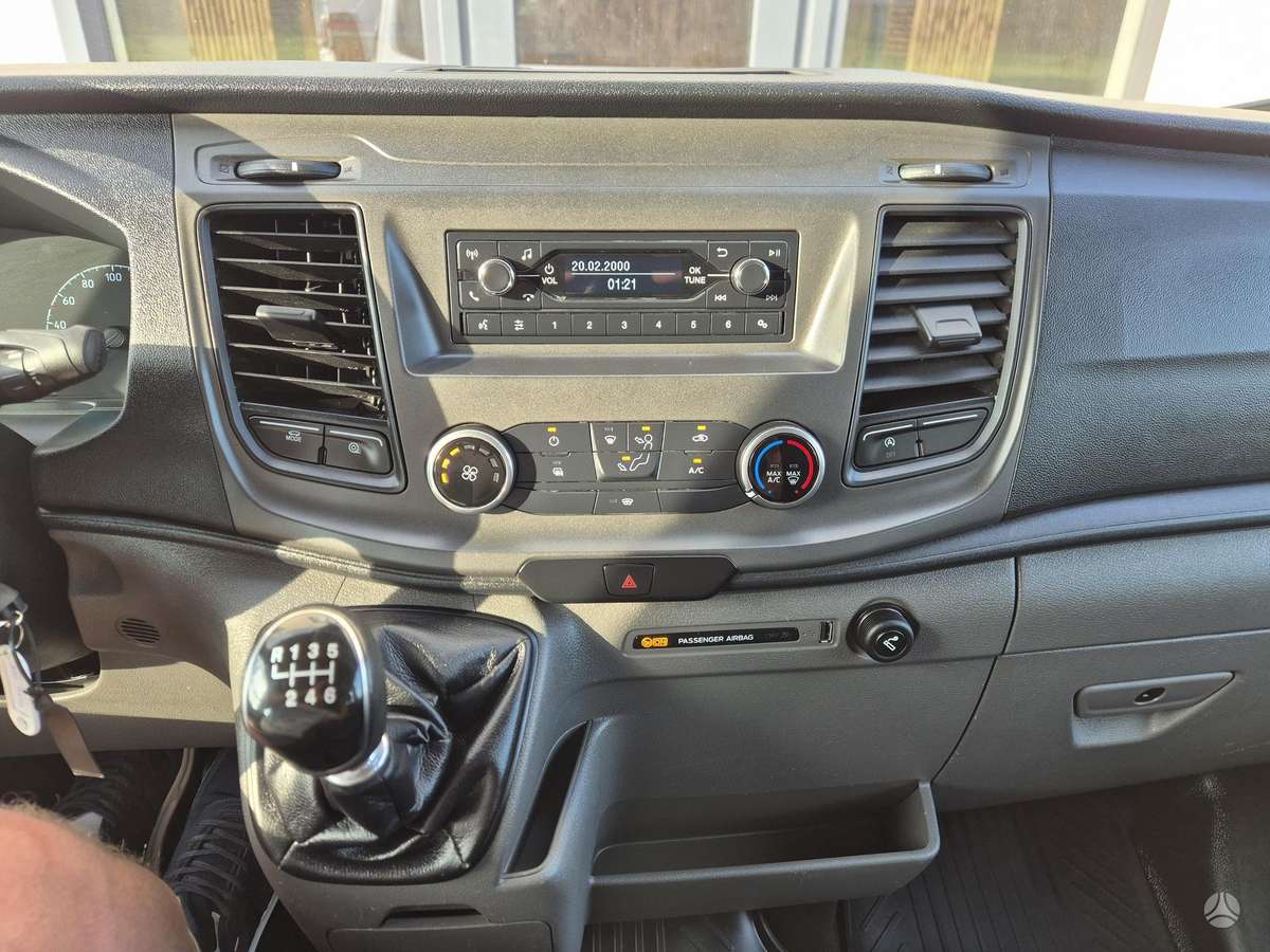Ford Transit, bortiniai su tentu