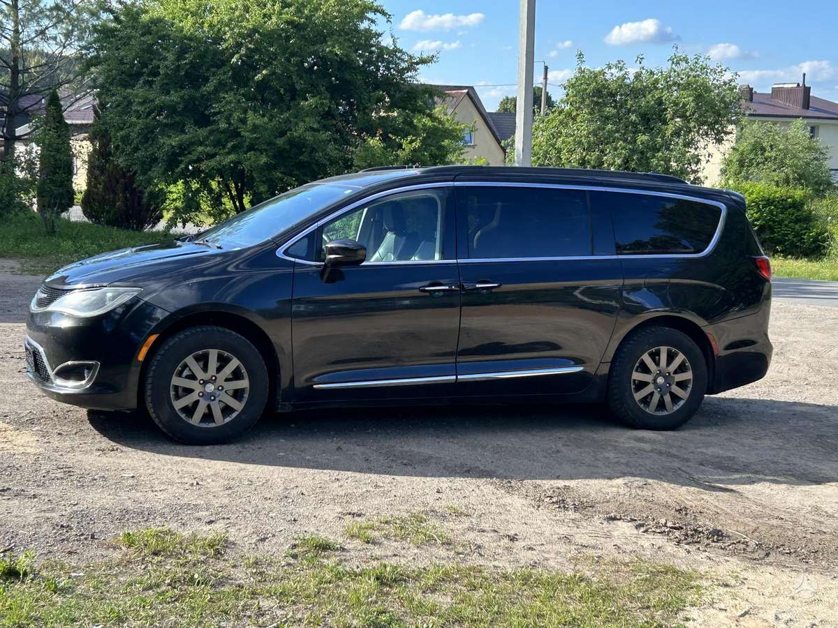 Chrysler Pacifica, 3.6 l., Минивэн