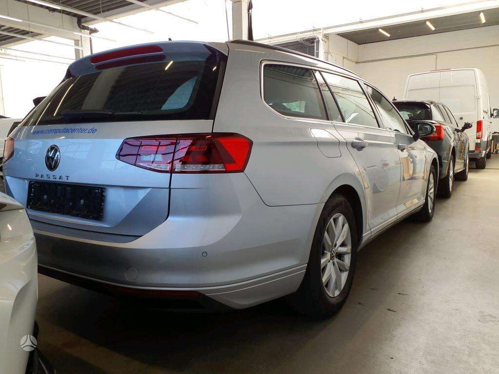 Volkswagen Passat - 3