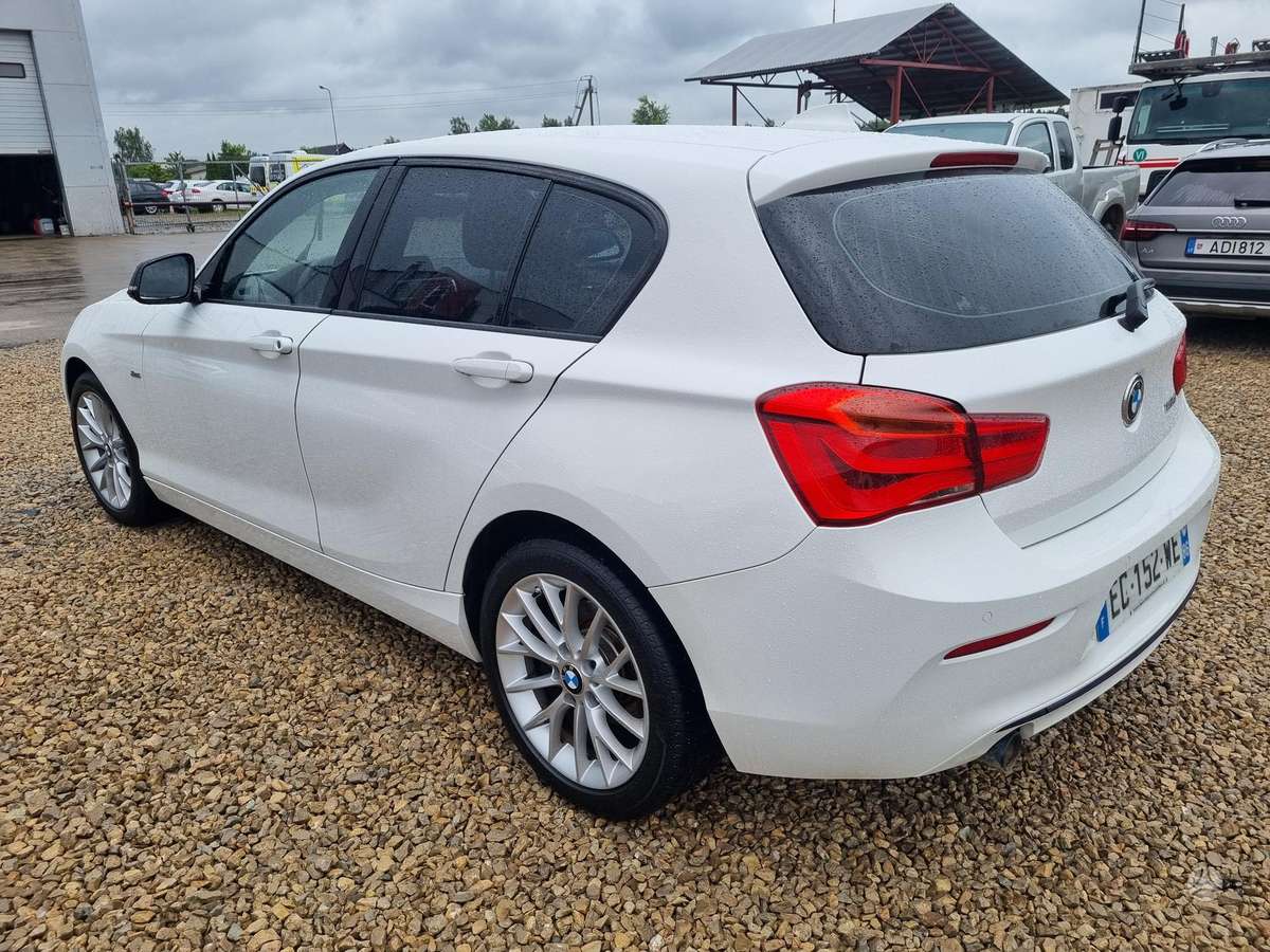 BMW 118, 2.0 l., hatchback