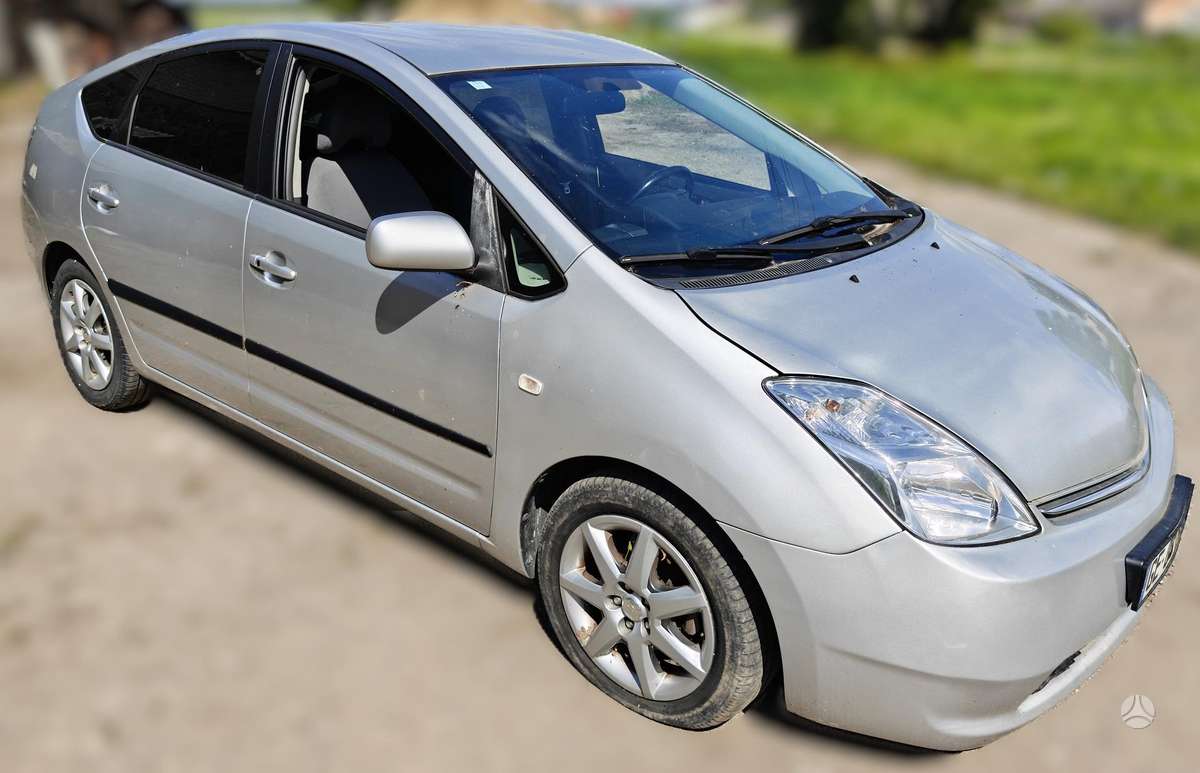 Toyota Prius, hatchback